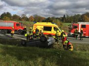 Verkehrsunfall mit eingeklemmter Person